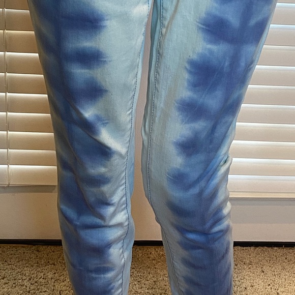 Tory Burch Ana Frayed Hem Ankle Jeans Tie-Dyed 2-tone Blue Size 27 EUC - Picture 3 of 8